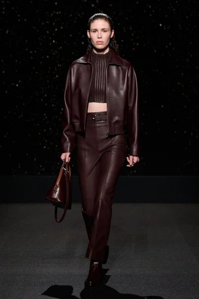 Look 6